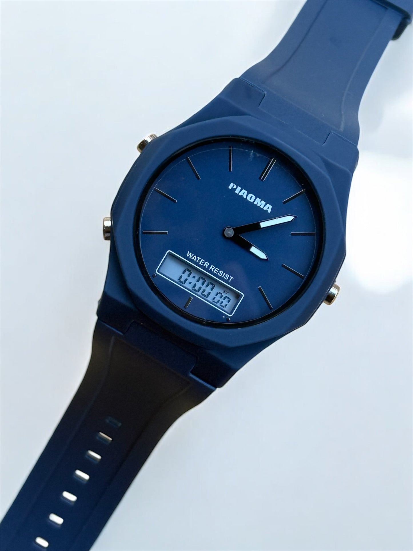 Piaoma Watch – Double Time Display with Durable Rubber Straps