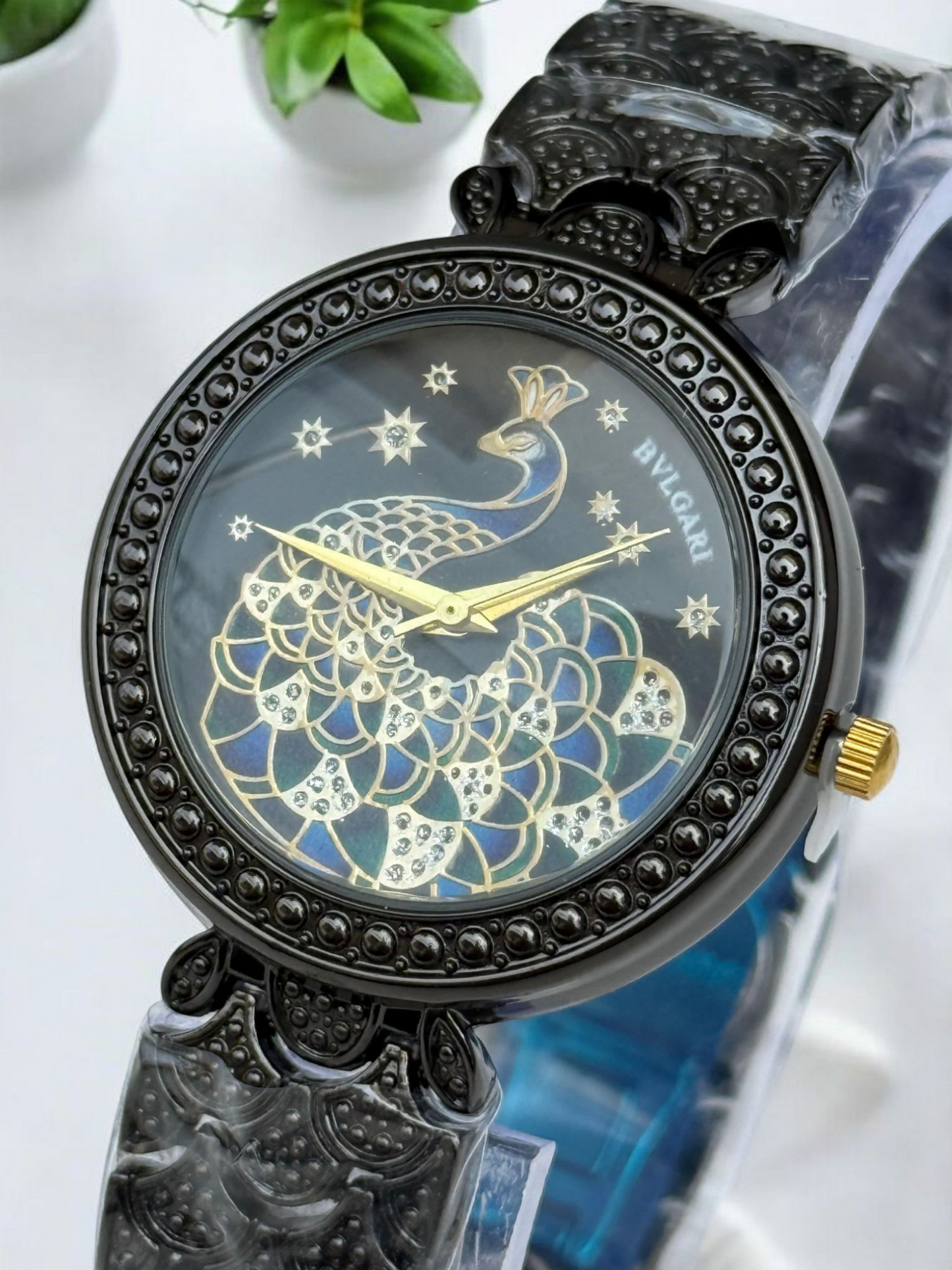 Bvlgari Ladies Watch – Stainless Steel with Peacock Engraved Dial