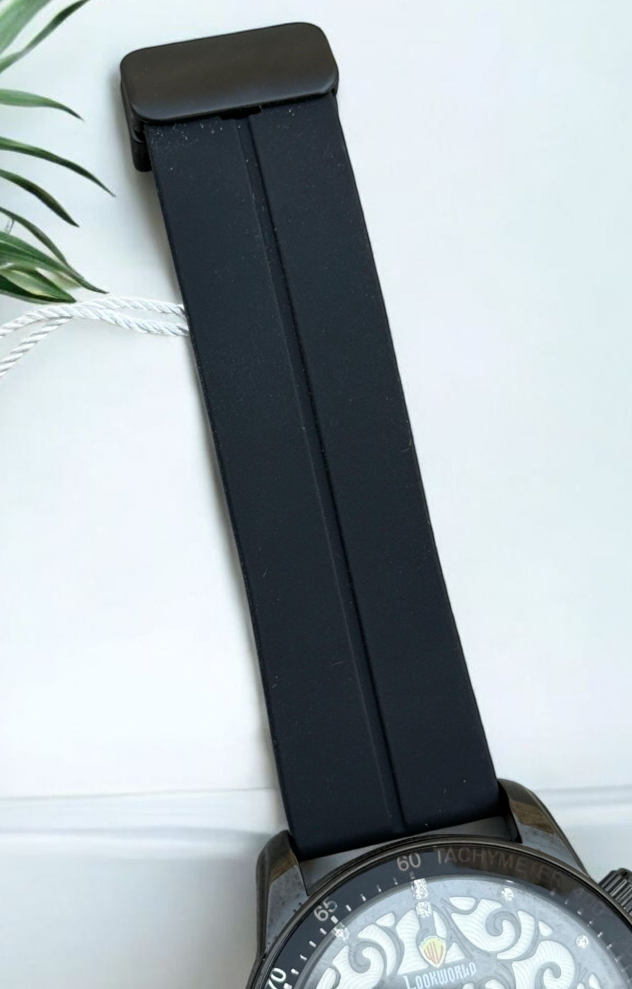 LookWorld Silicone Watch Straps with Magnetic Lock – Comfort & Secure Fit