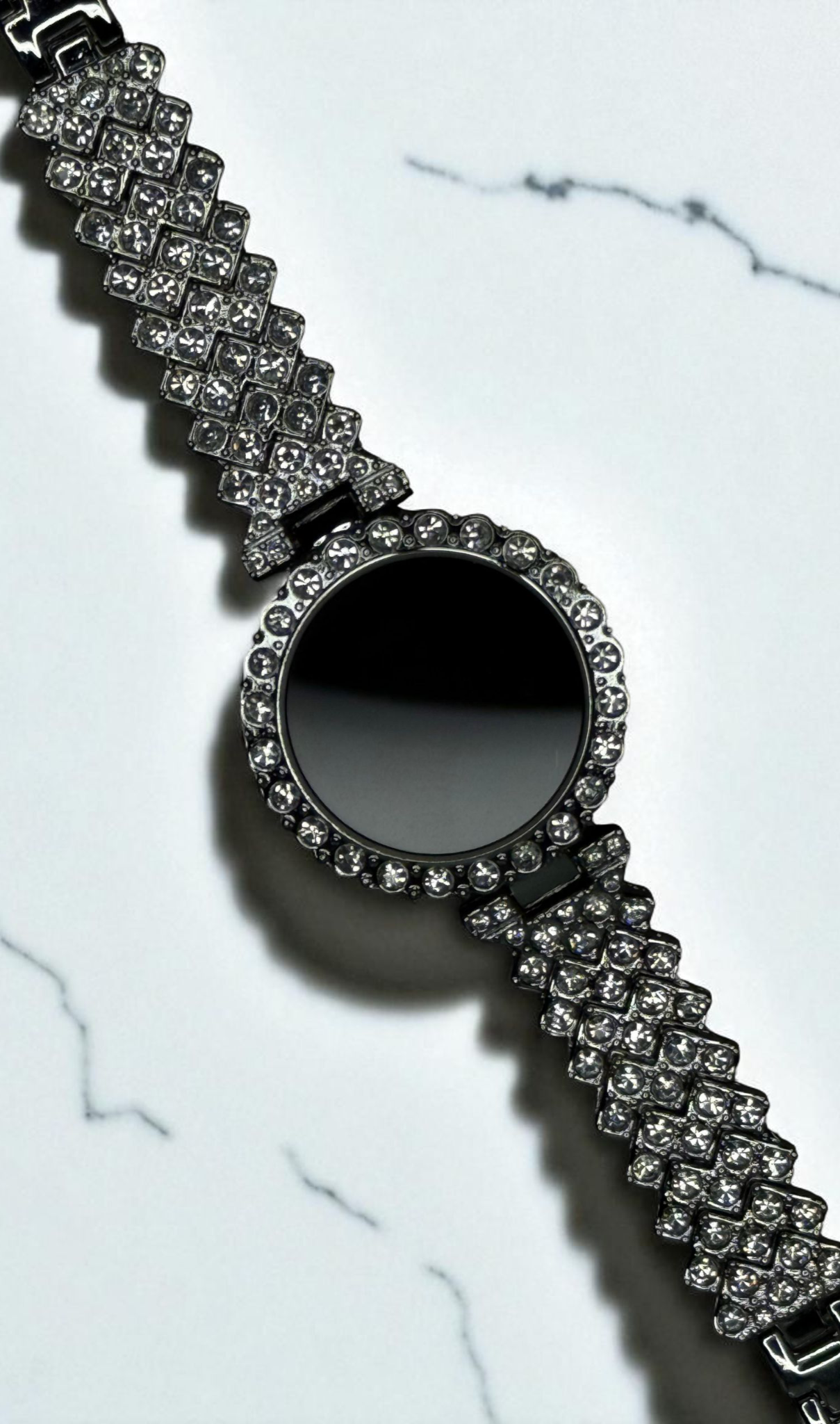 Elegant Ladies LED Smart Watch – A Fusion of Technology & Jewelry