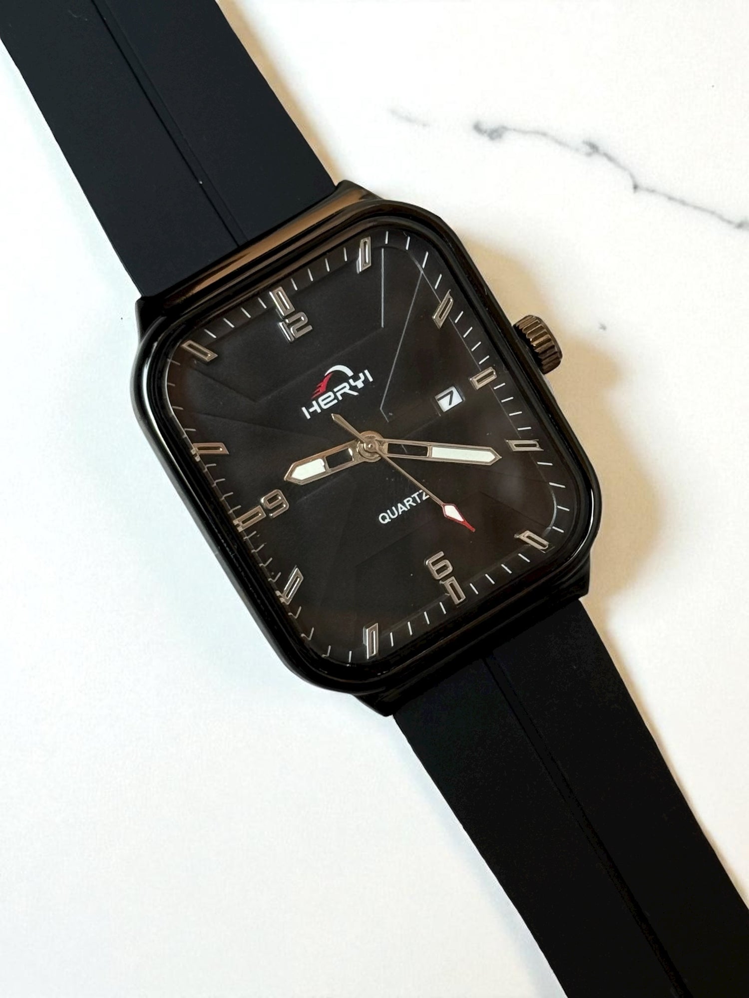 Heryi Watch – Premium Silicone Straps with Magnetic Lock
