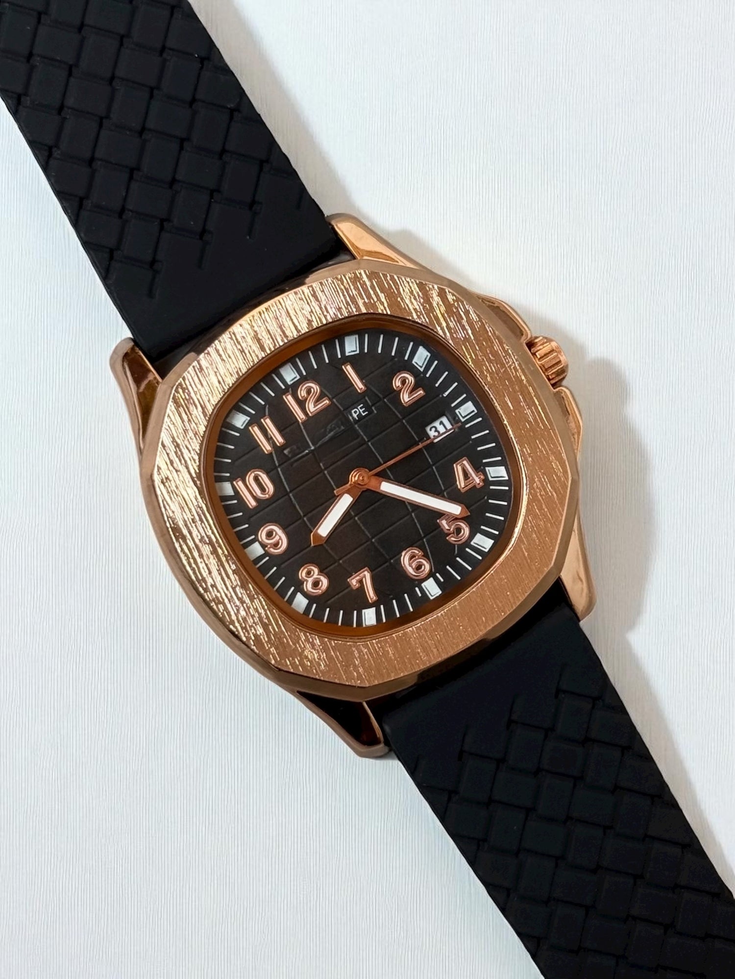 PP Watch by MK Watches – Durable & Stylish Silicone Straps