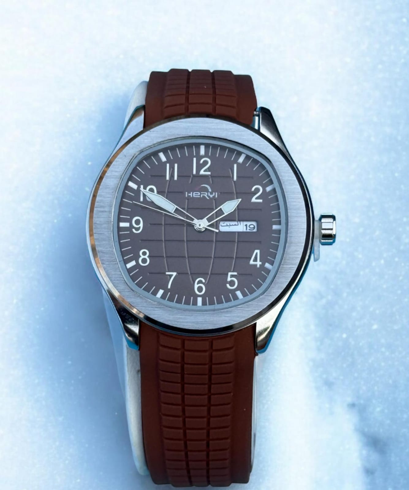Heryi Premium Silicon Strap Watch – Stylish & Durable Timepiece