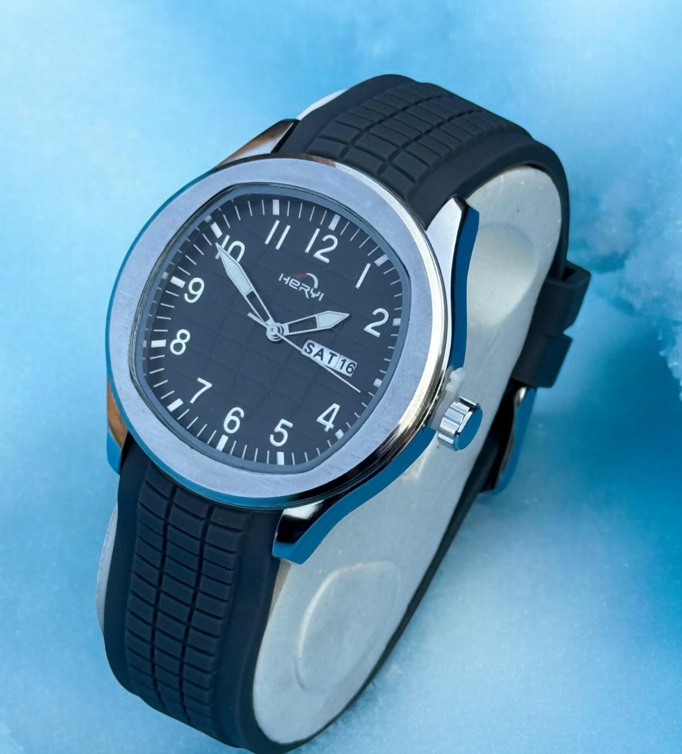 Heryi Premium Silicon Strap Watch – Stylish & Durable Timepiece