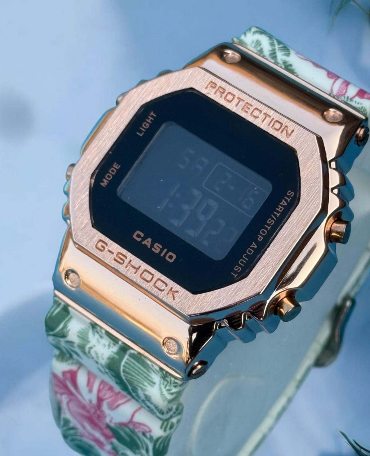 Casio G-Shock Men's Watch - Durable Rubber Strap, Shock-Resistant Design