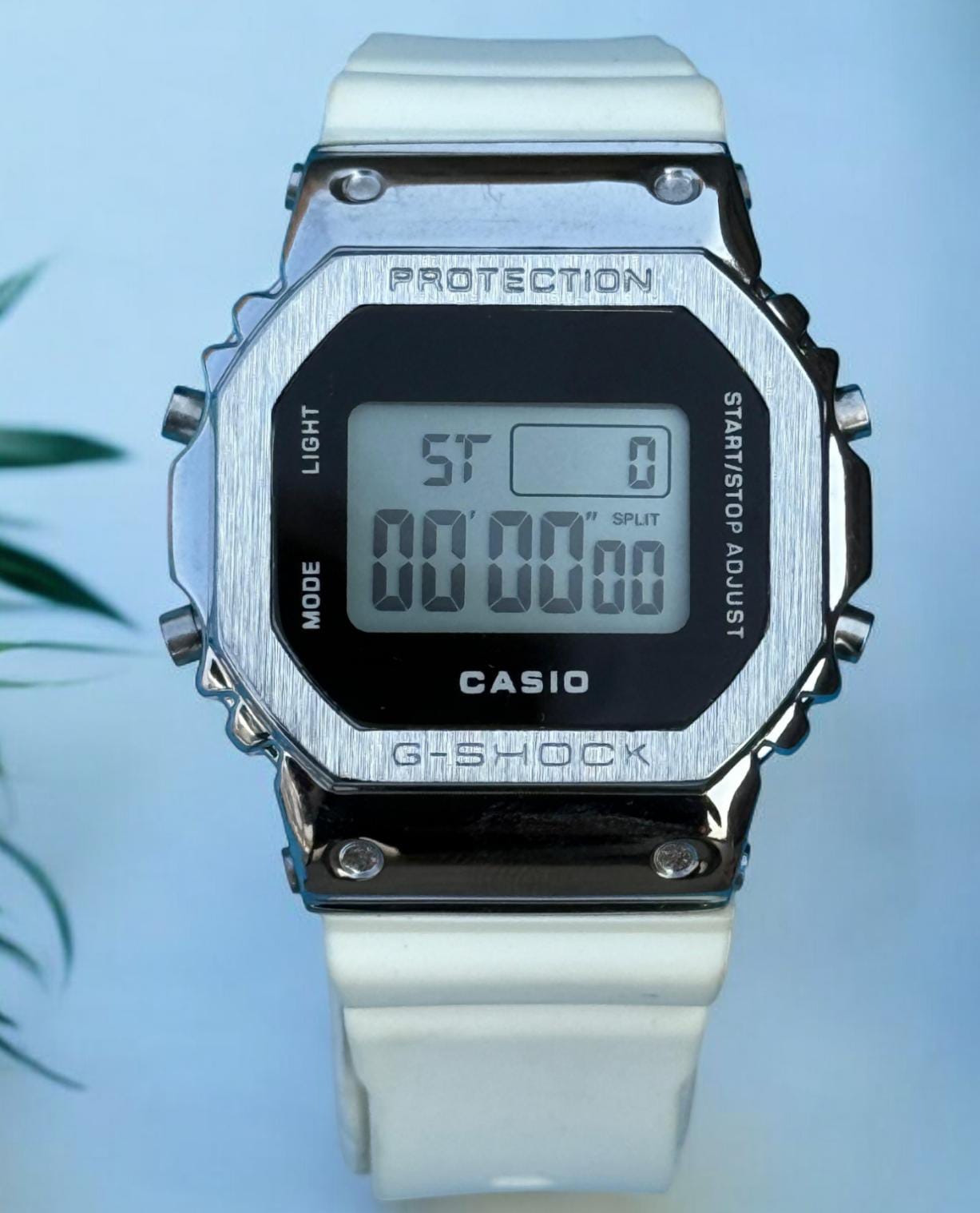 Casio G-Shock Men's Watch - Durable Rubber Strap, Shock-Resistant Design