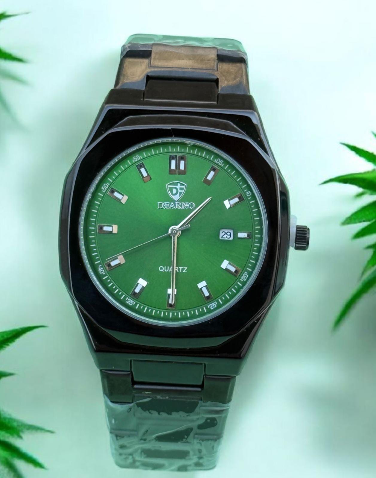 DFARNO Decent Men,s Watch - Premium Quality Timepiece