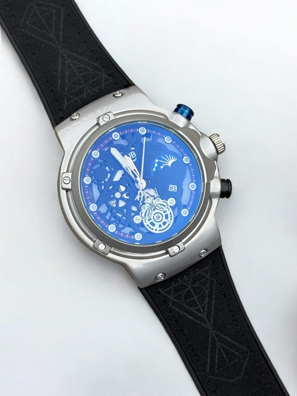 HB Analog watch for Men-Premium Straps and Master Lock