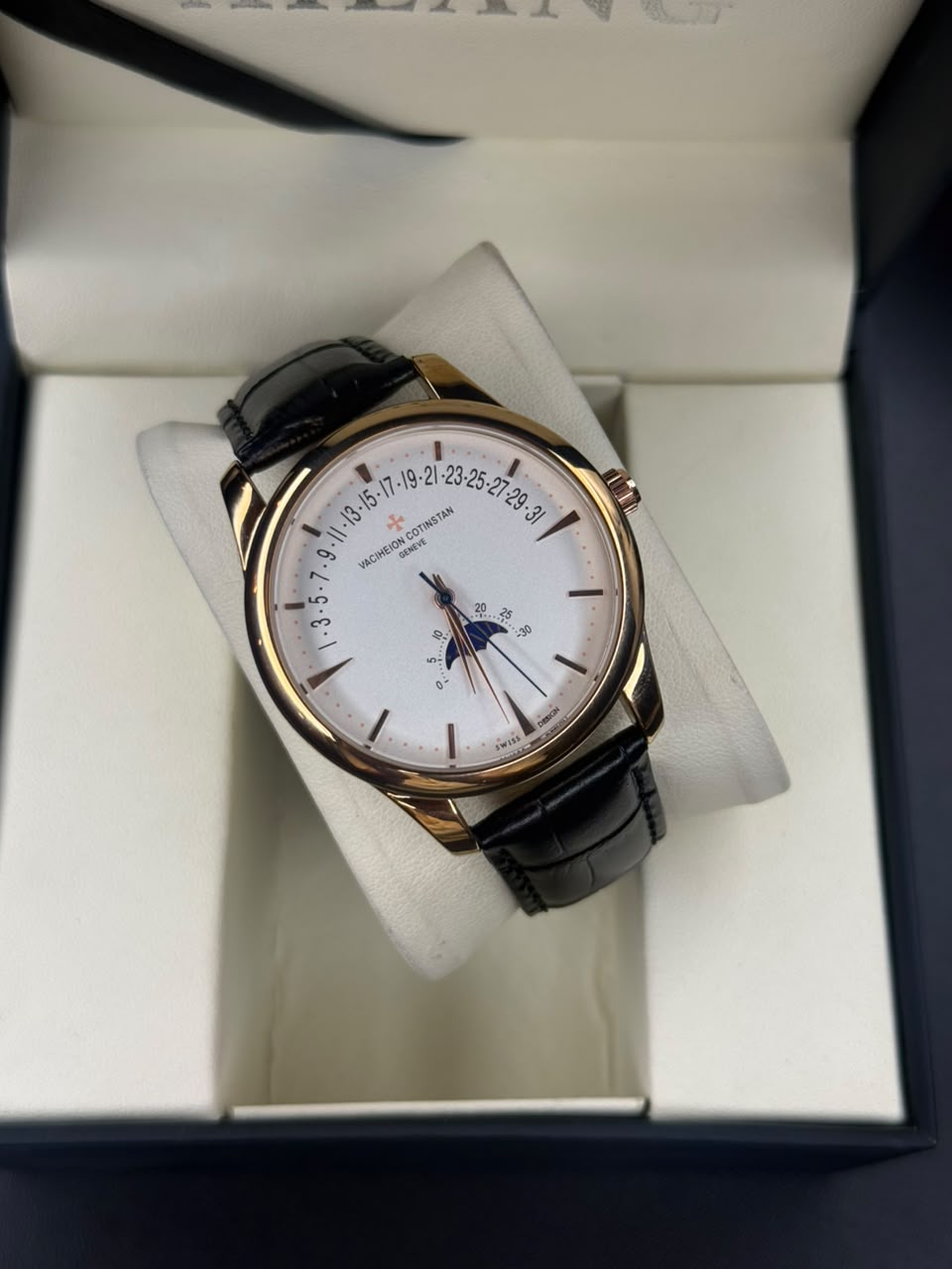 Vaciheion Cotinstan Men,s Semi Auto Watch