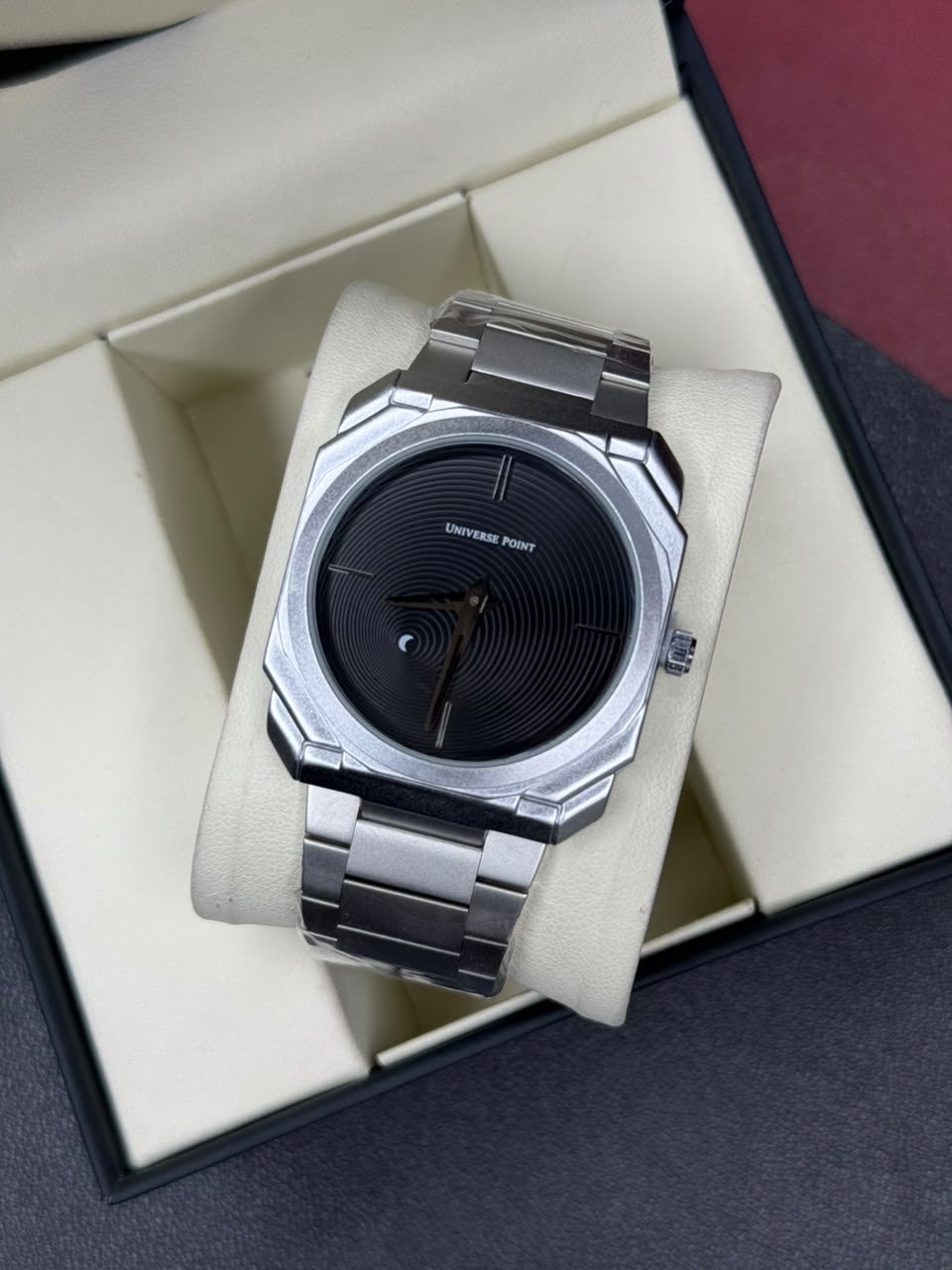 Universe Point - Slim Stainless Steel Men,s Watch
