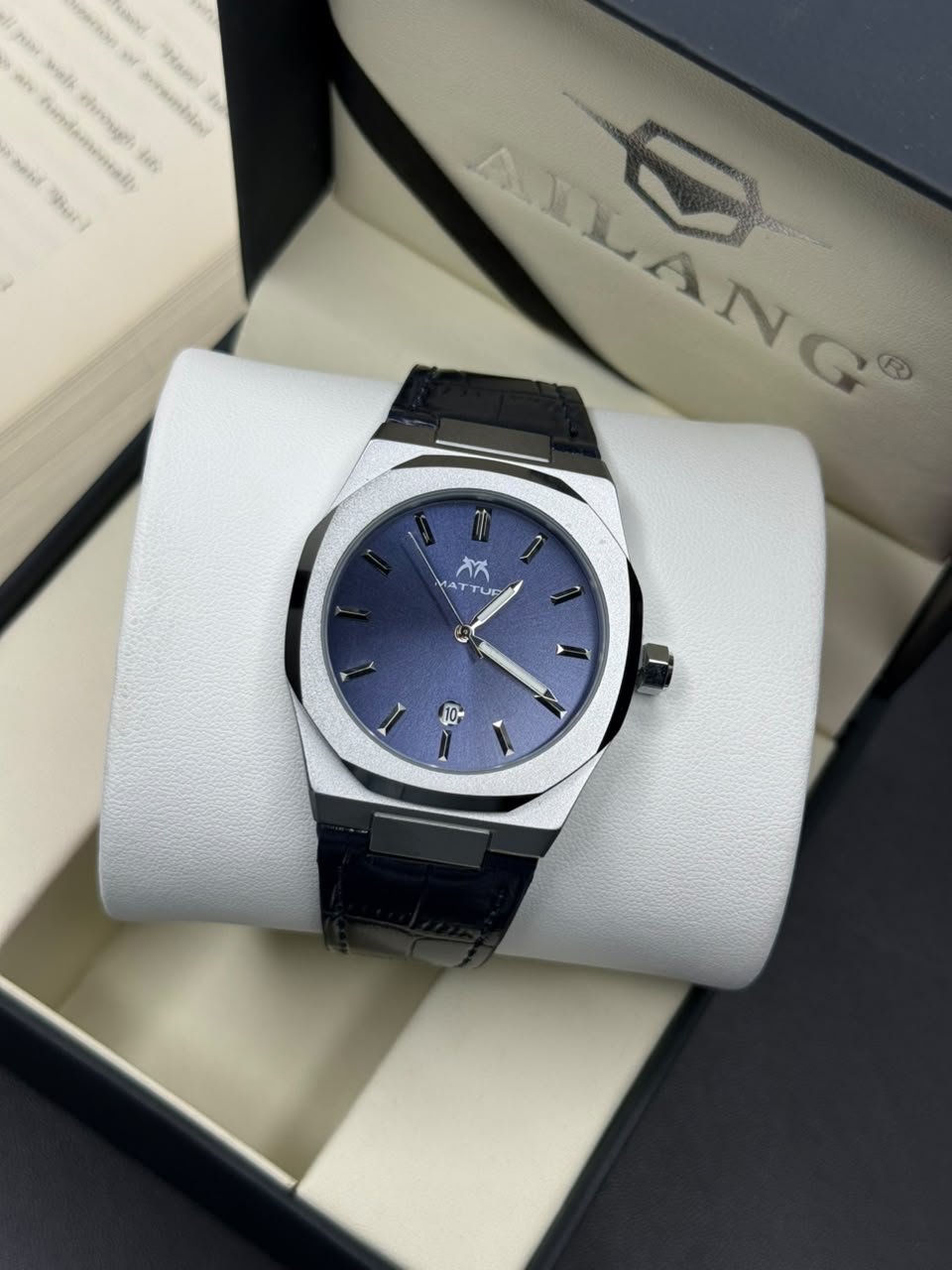 Matturi Slim Metal Dial Straps Watch