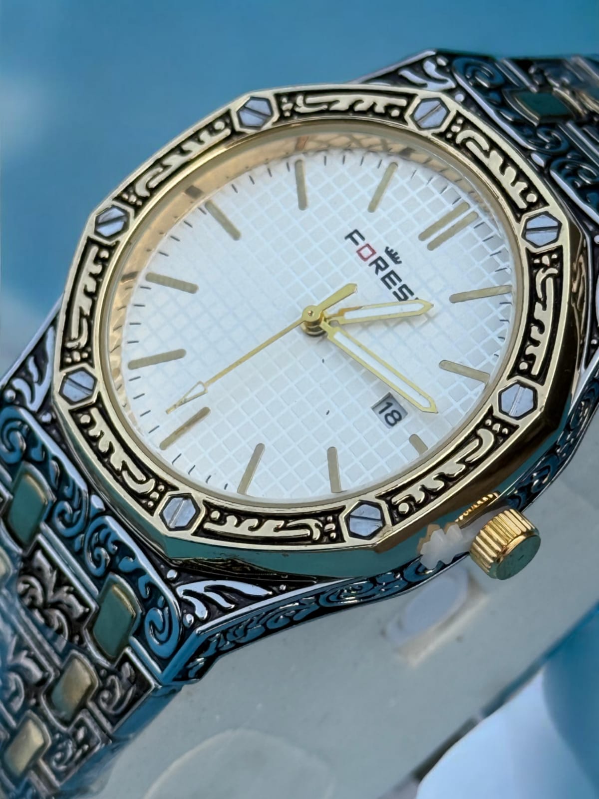 Forest Luxury Engraved Silver Watch – A Timeless Masterpiece