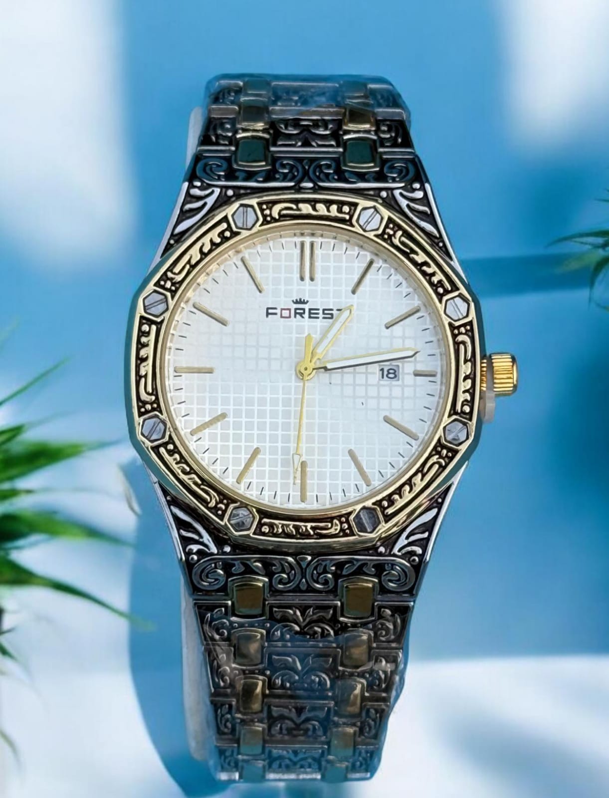 Forest Luxury Engraved Silver Watch – A Timeless Masterpiece