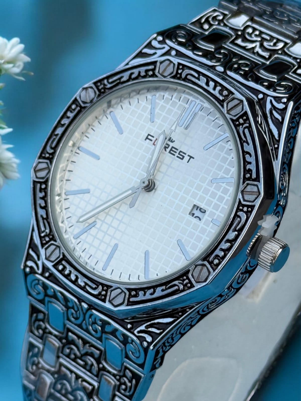 Forest Luxury Engraved Silver Watch – A Timeless Masterpiece
