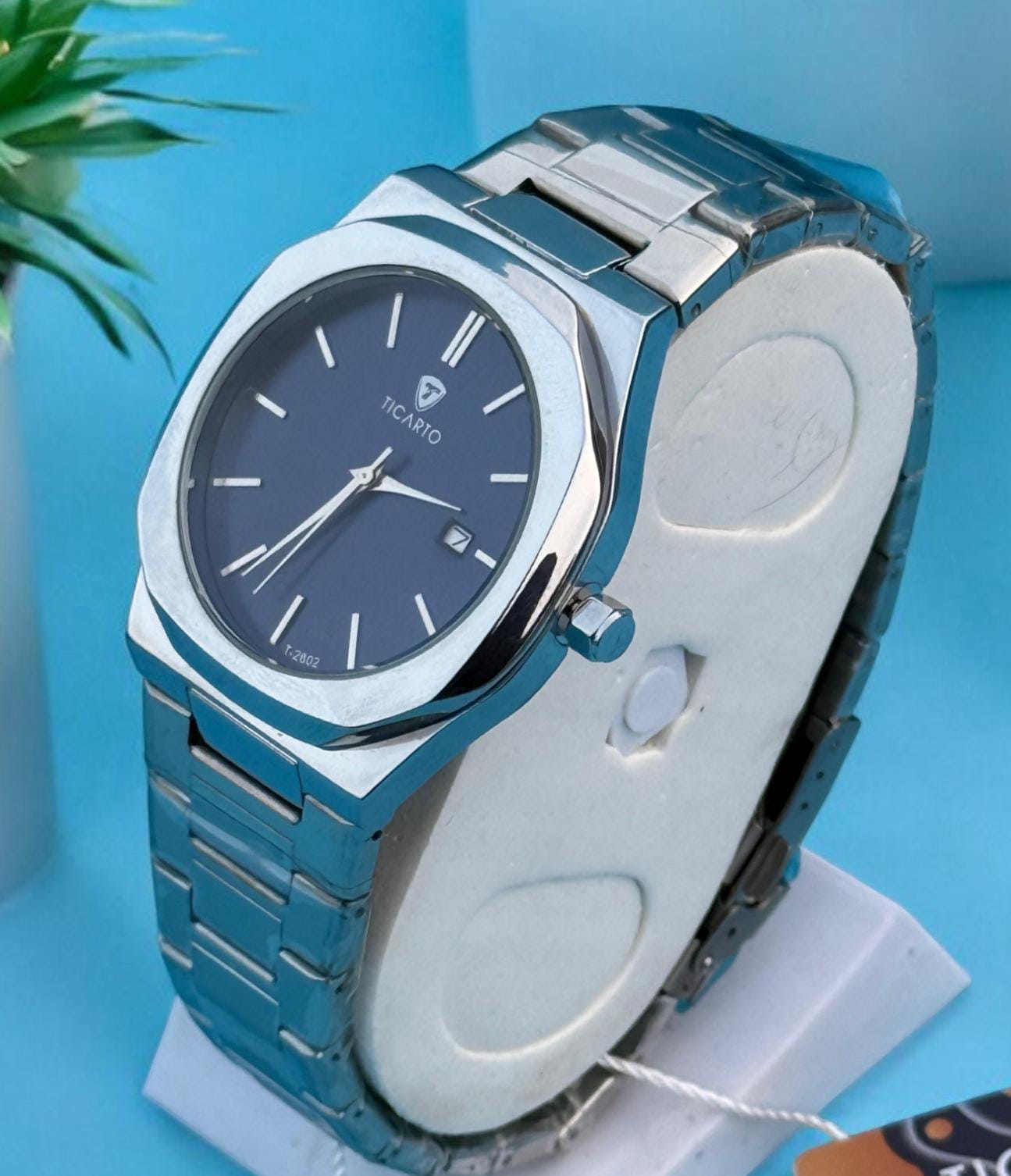 Ticarto Men's Luxury Analog Watch - Sophisticated Design & Reliable Timekeeping