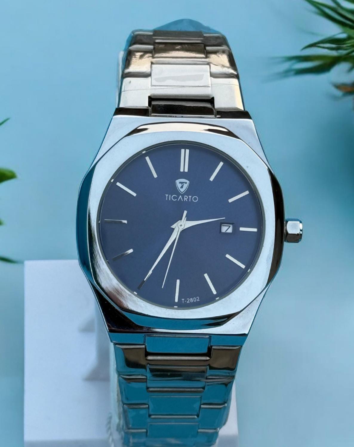Ticarto Men's Luxury Analog Watch - Sophisticated Design & Reliable Timekeeping