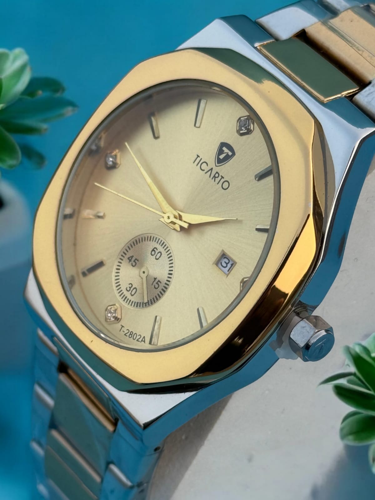 Ticarto Men's Luxury Analog Watch - Sophisticated Design & Reliable Timekeeping