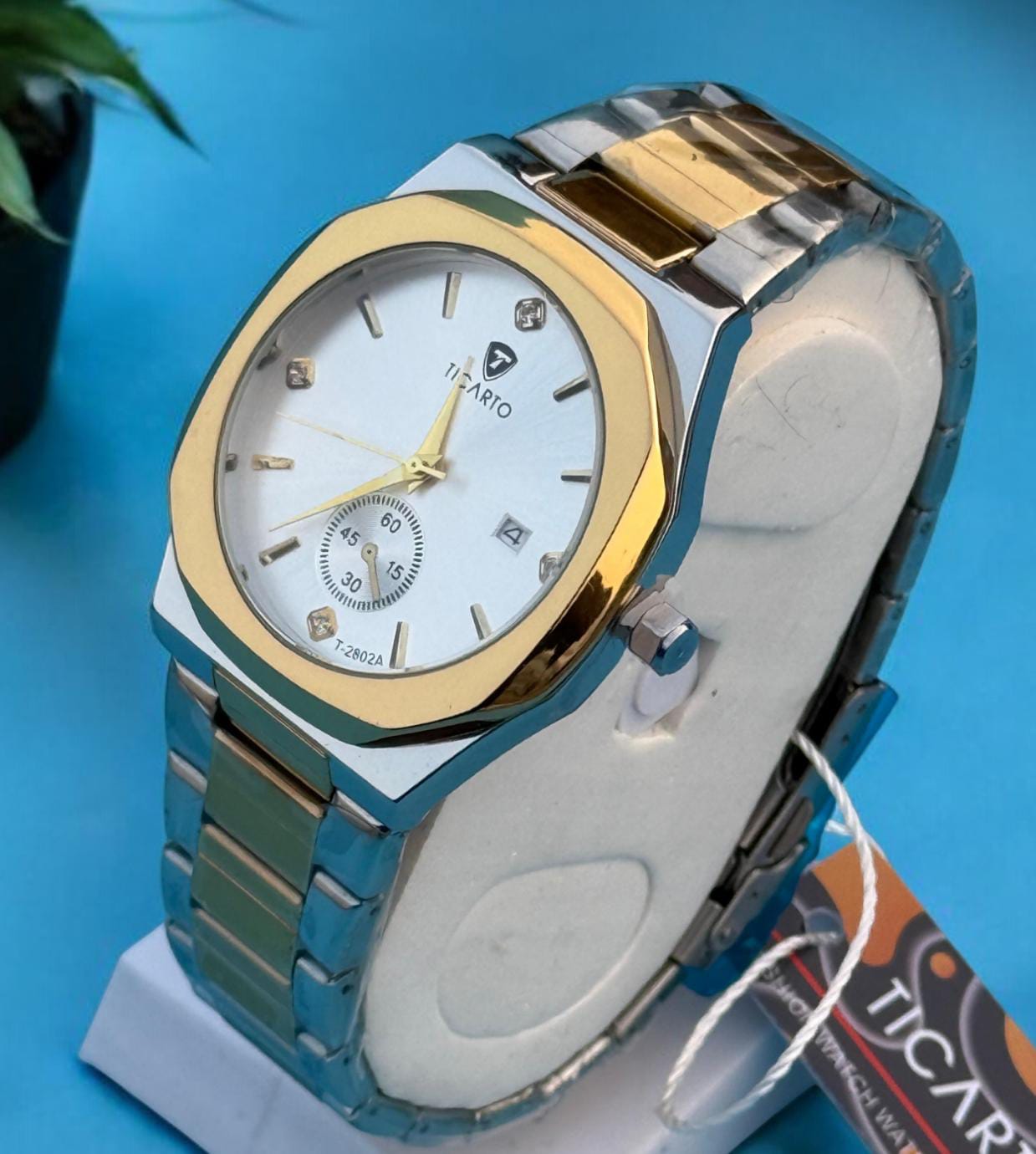 Ticarto Men's Luxury Analog Watch - Sophisticated Design & Reliable Timekeeping