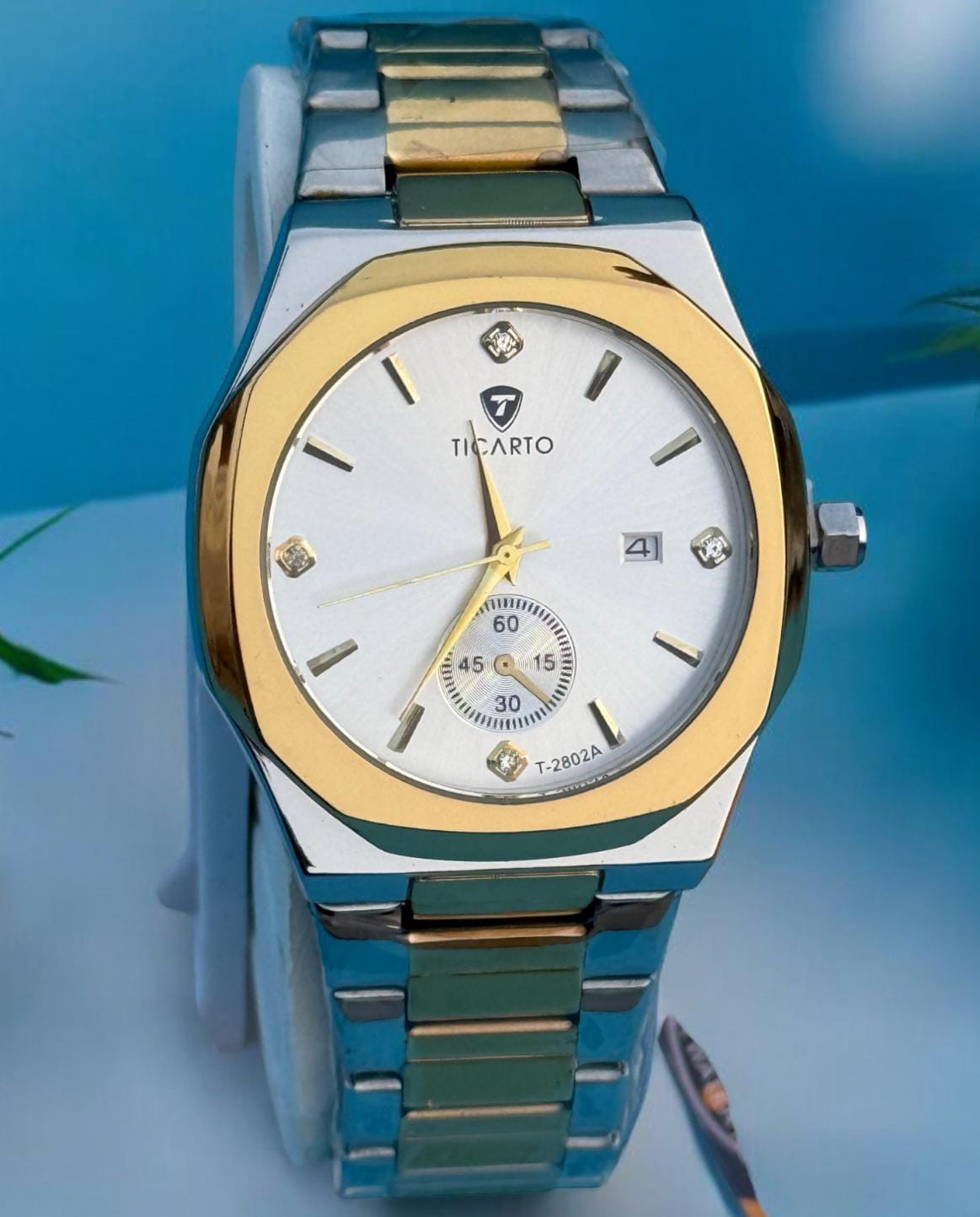 Ticarto Men's Luxury Analog Watch - Sophisticated Design & Reliable Timekeeping