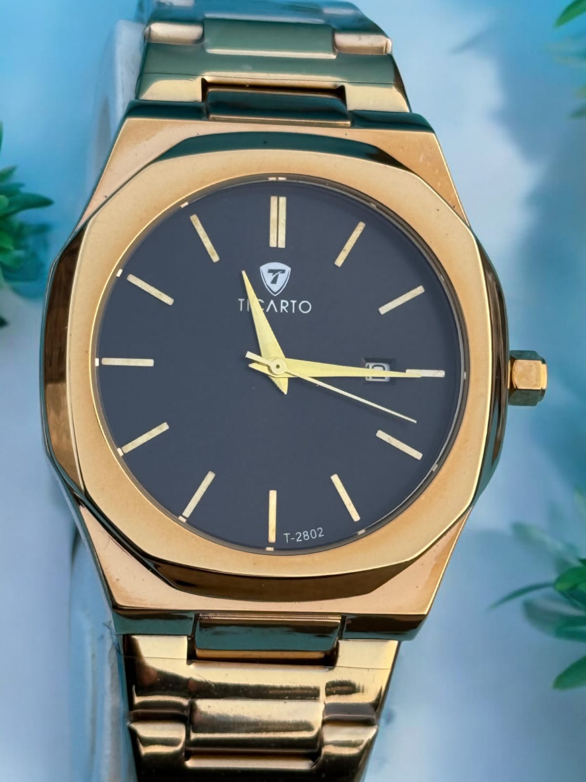 Ticarto Men's Luxury Analog Watch - Sophisticated Design & Reliable Timekeeping