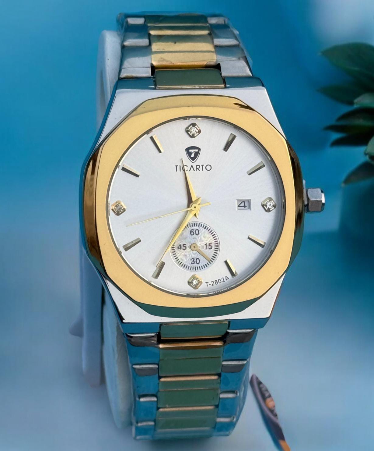Ticarto Men's Luxury Analog Watch - Sophisticated Design & Reliable Timekeeping
