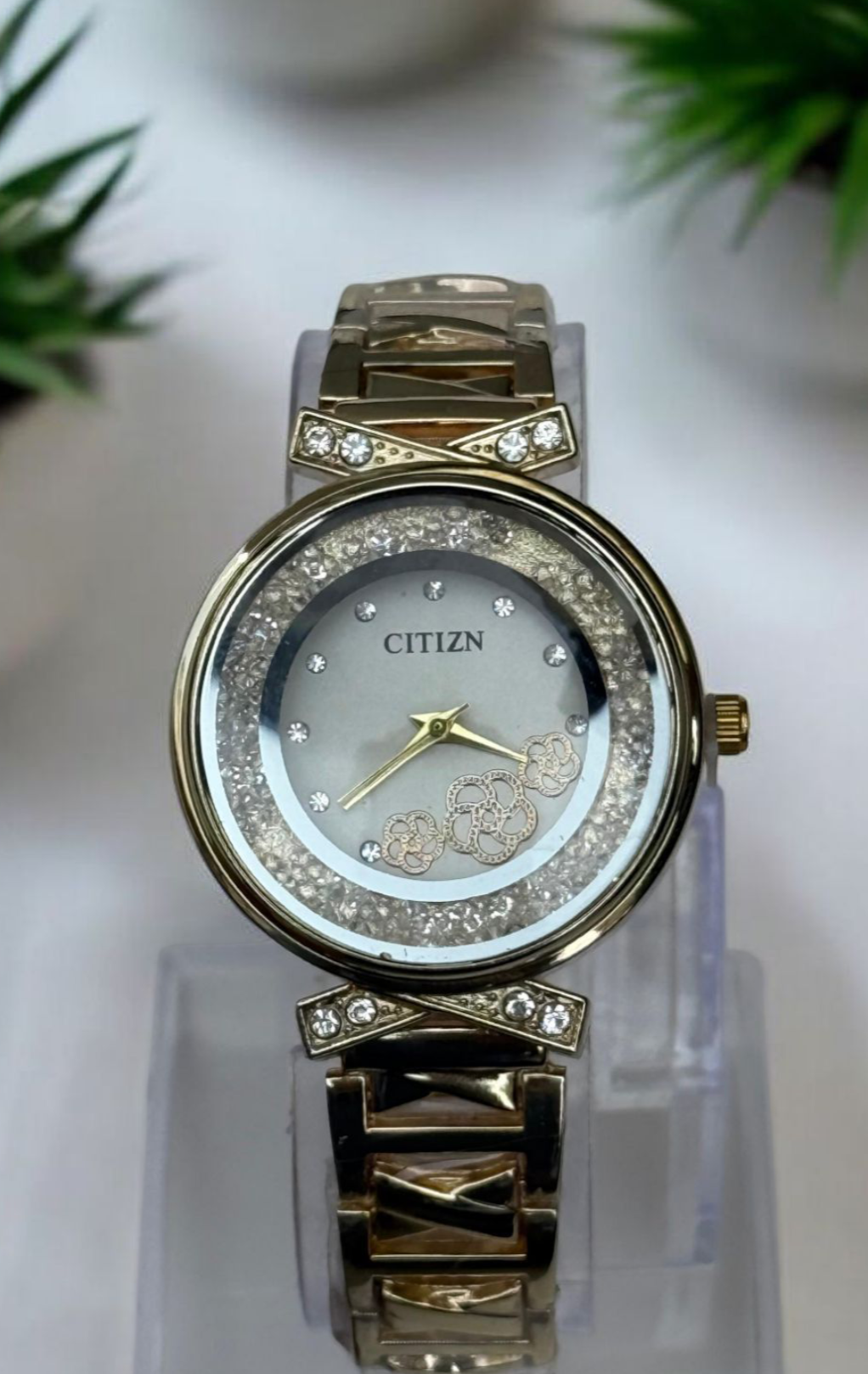 Citizn Women’s Stainless Steel Watch – Elegant and Reliable