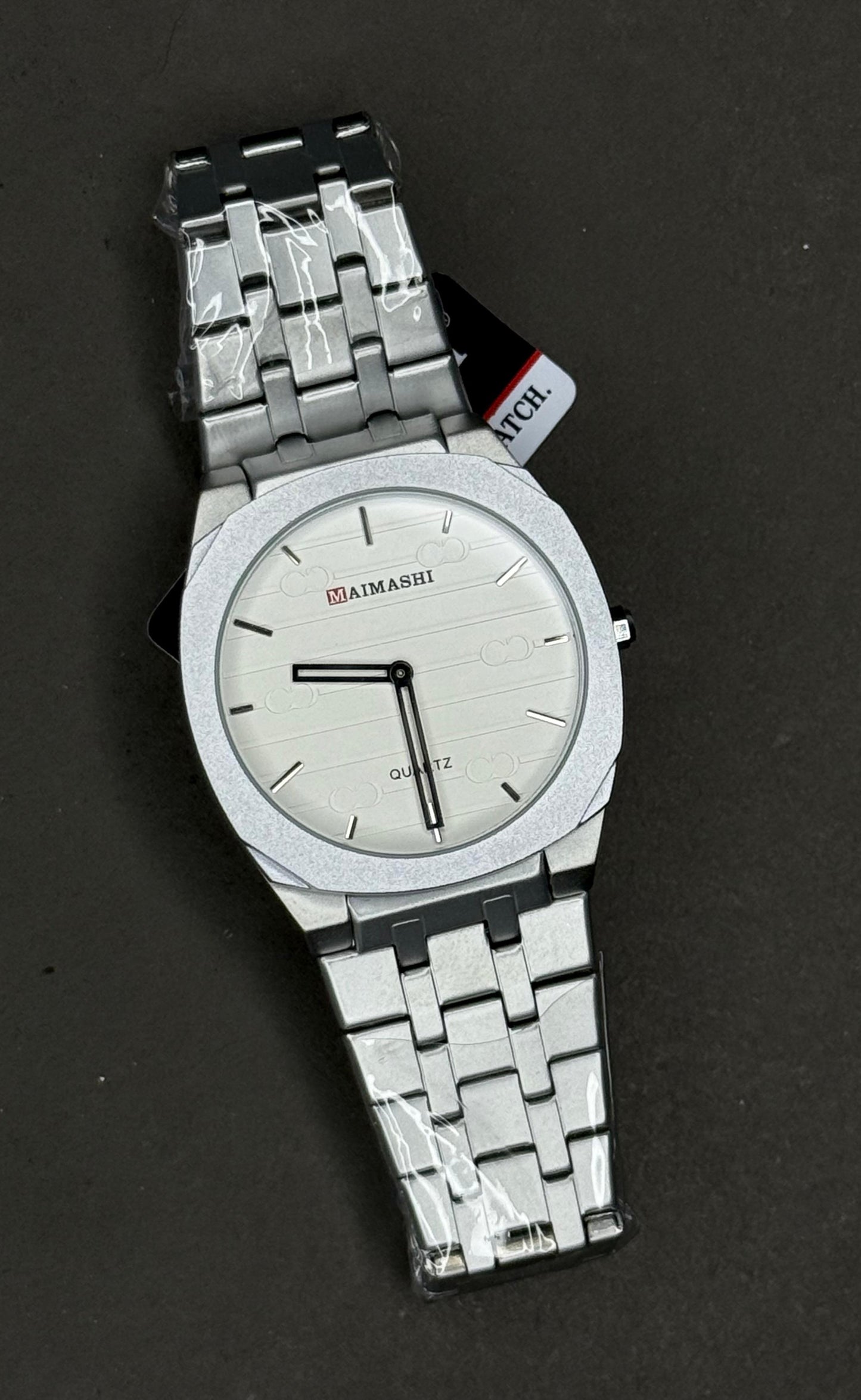 MaiMashi Elegant Slim Butterfly Lock Watch – Stainless Steel