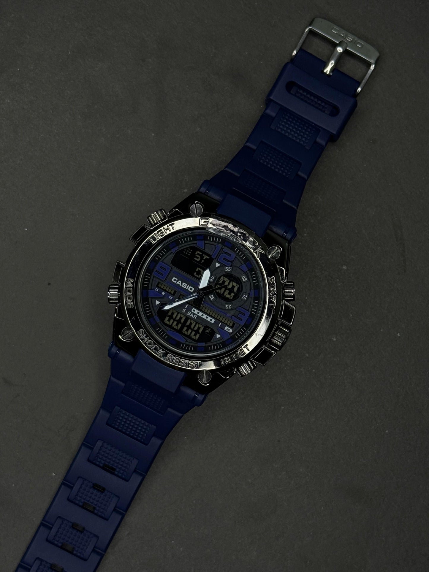 Premium Sports Watch with Metallic Dial – Dual Time, LED Light & Waterproof