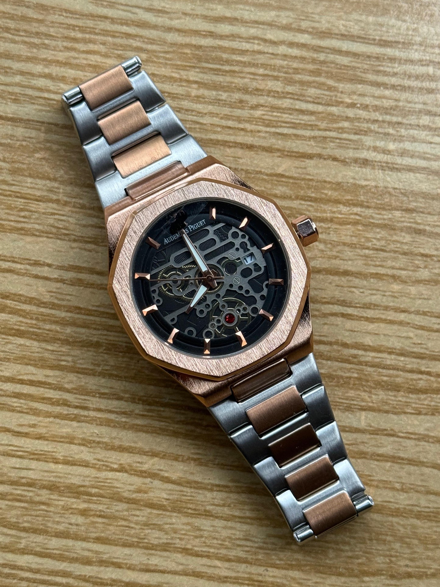 Aud-Pigu Inspired Stainless Steel Analog Watch with Butterfly Clasp