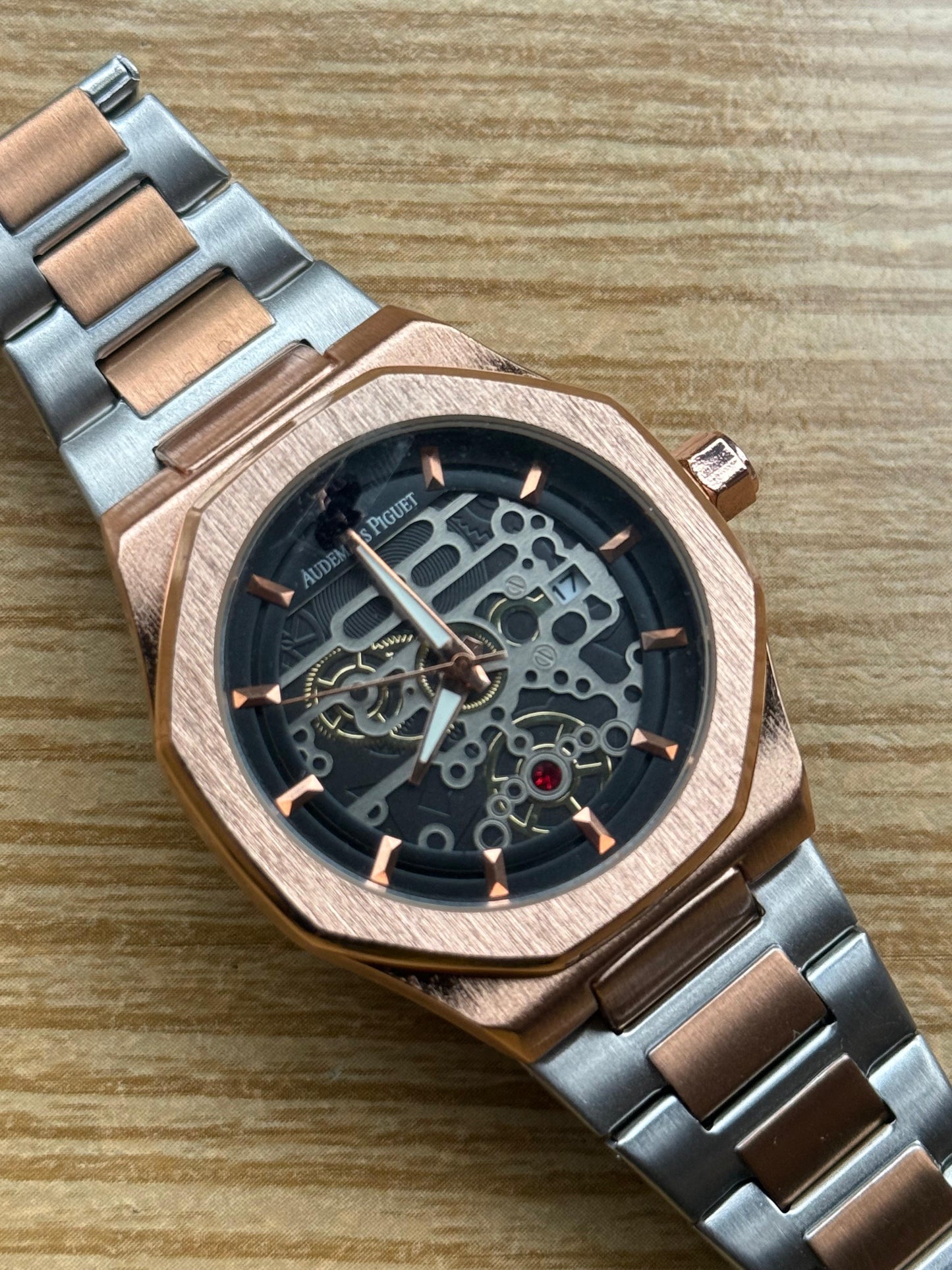 Aud-Pigu Inspired Stainless Steel Analog Watch with Butterfly Clasp