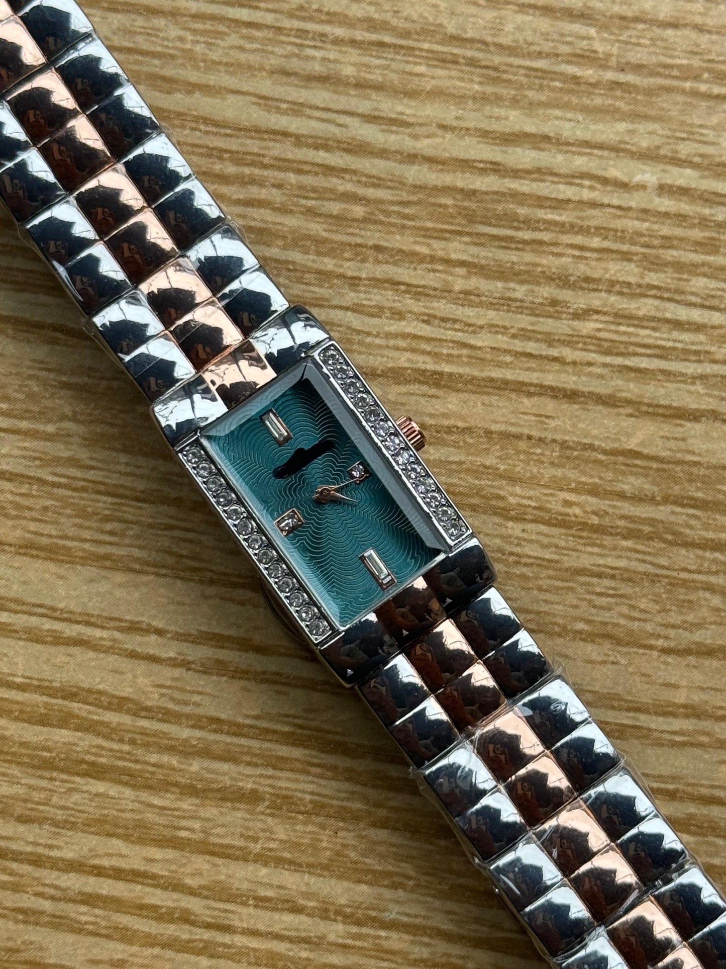 Stainless Steel GC  Ladies Watch - Quatz Movement