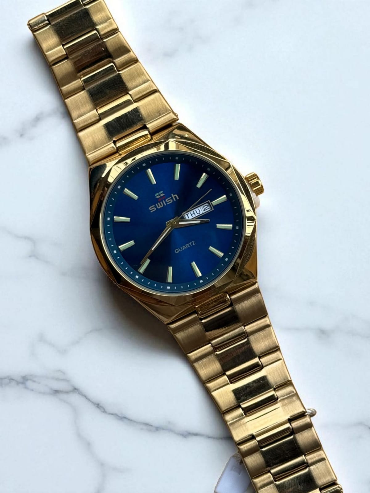 Swiss Watch in Stainless Steel – Elegance & Precision