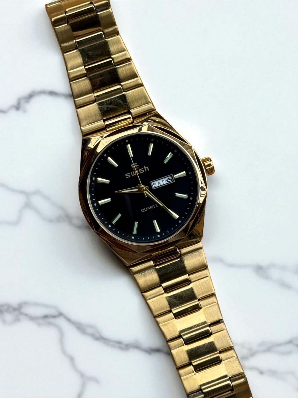 Swiss Watch in Stainless Steel – Elegance & Precision