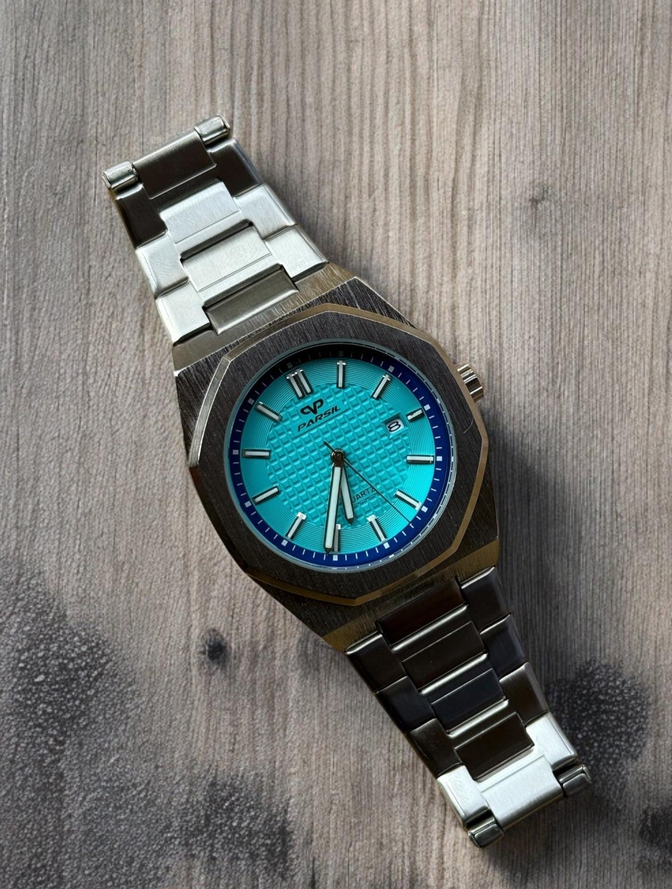 Parsil Stainless Steel Watch – Elegance Meets Durability