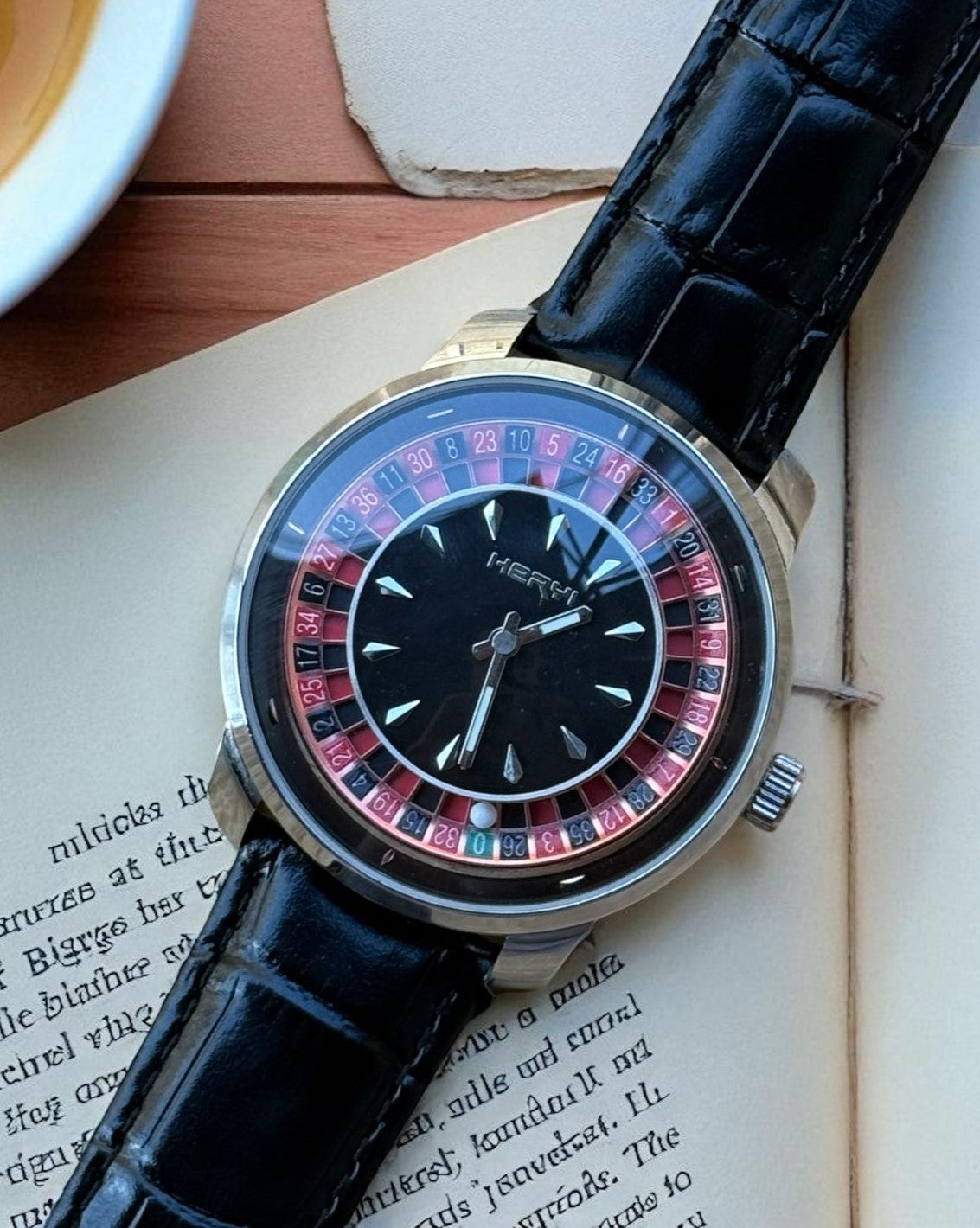 Heryi Analog Watch - Quarz Movement