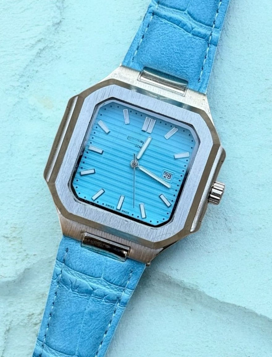 P.P Square Dial Watch - Timeless Elegance