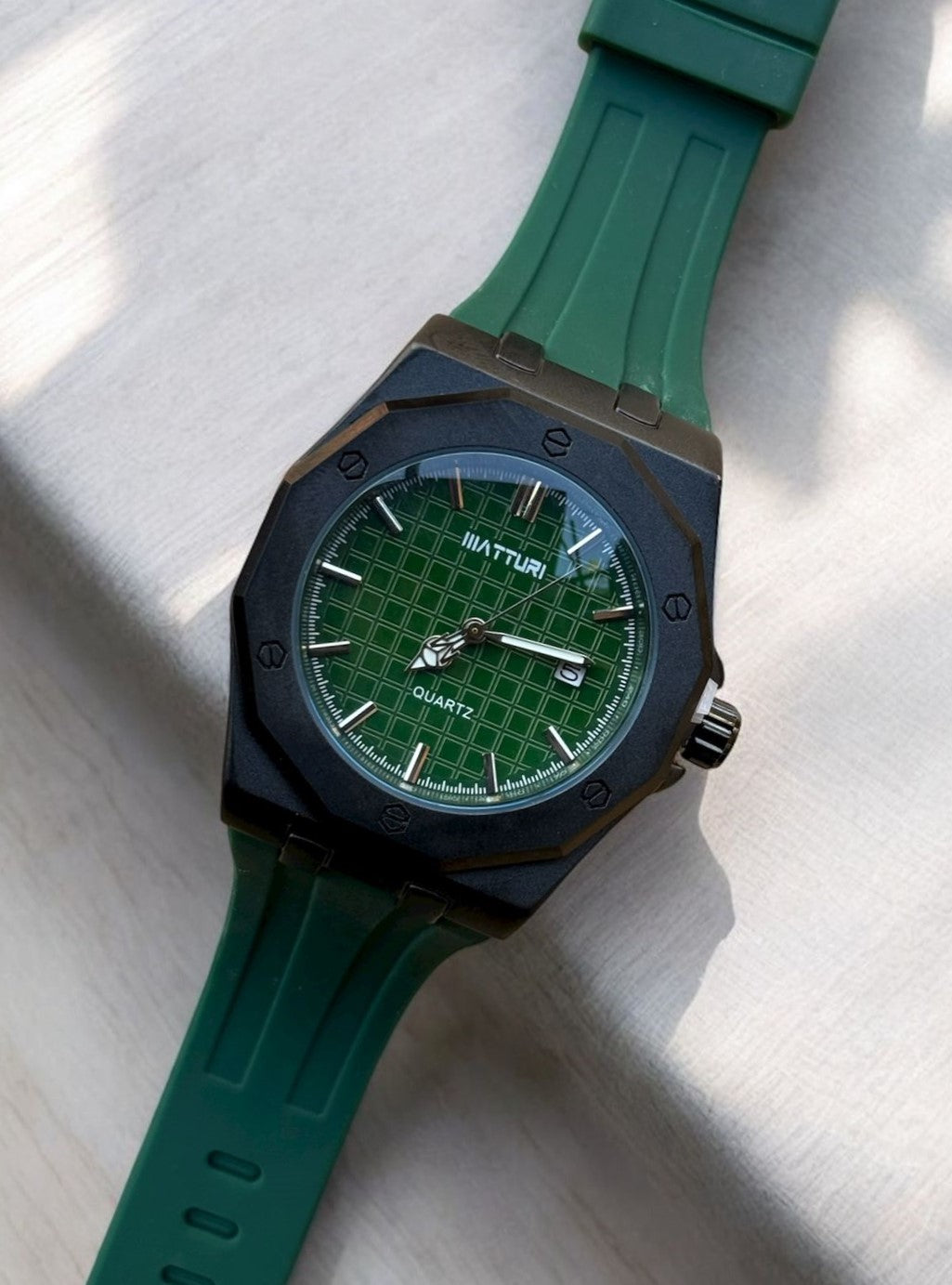 Matturi Scratch-Resistant Glass - Quartz Movement