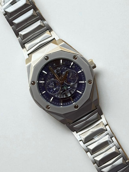 HB Watch – Heavyweight Stainless Steel Bracelet with Date Display