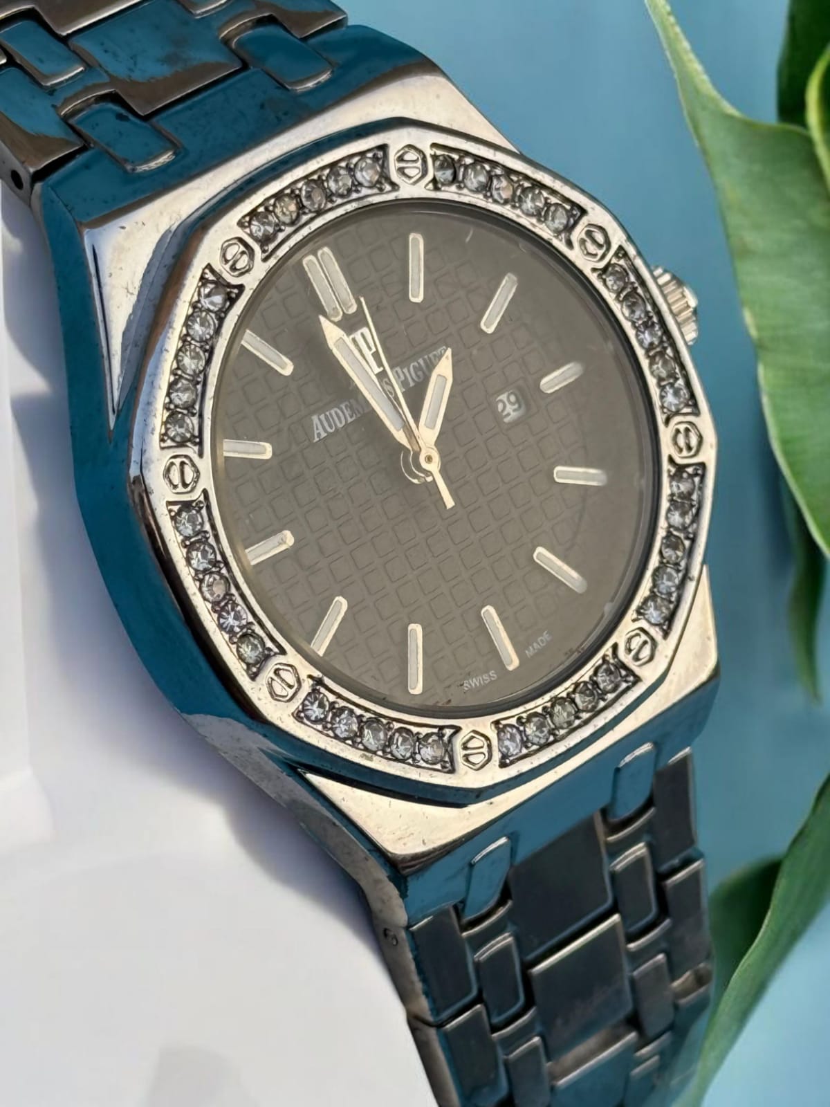 Audemars Piguet (AP) Women's Luxury Watch - Elegant & Timeless Design