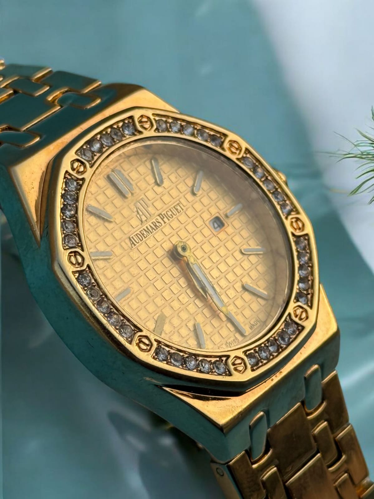 Audemars Piguet (AP) Women's Luxury Watch - Elegant & Timeless Design