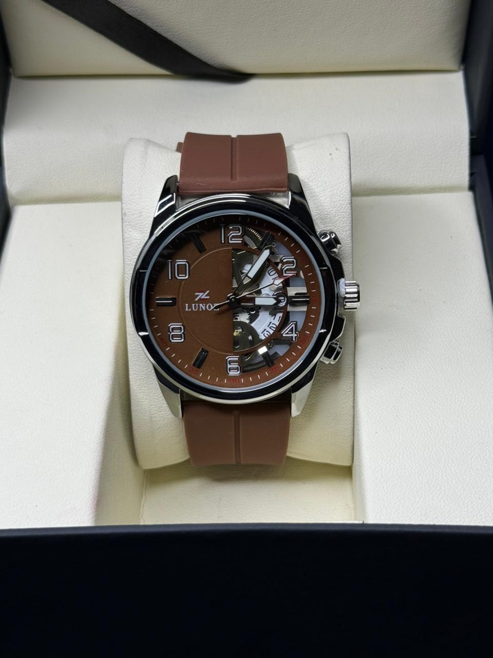 LUNOZ Silicon Strap Magnetic Lock watch