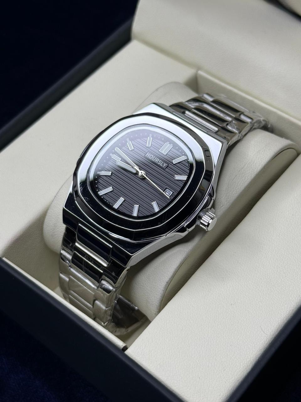 HOURSLY - STAINLESS STEEL WATER PROOF WATCH