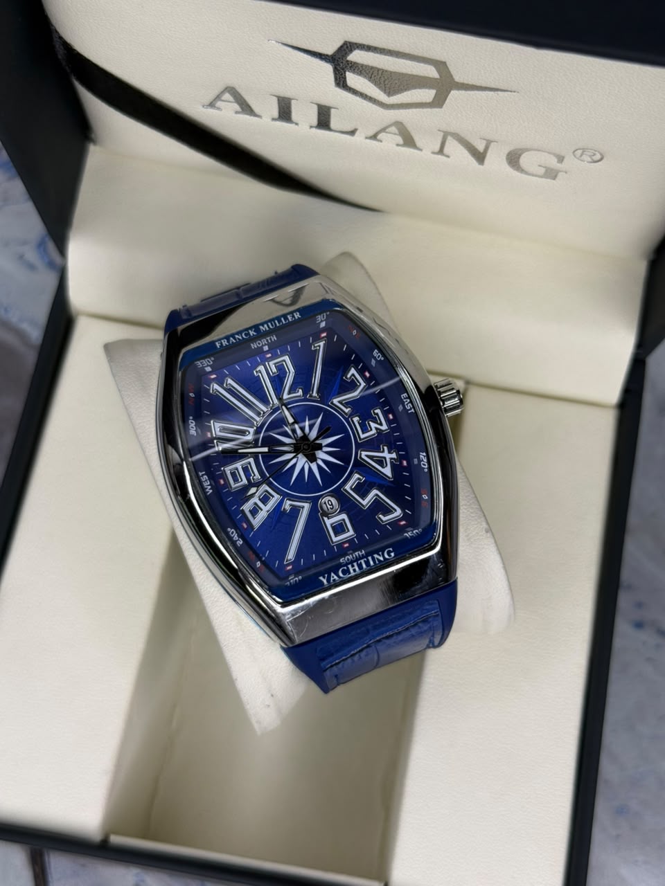 FM Curved Dial Men,s Straps Watch