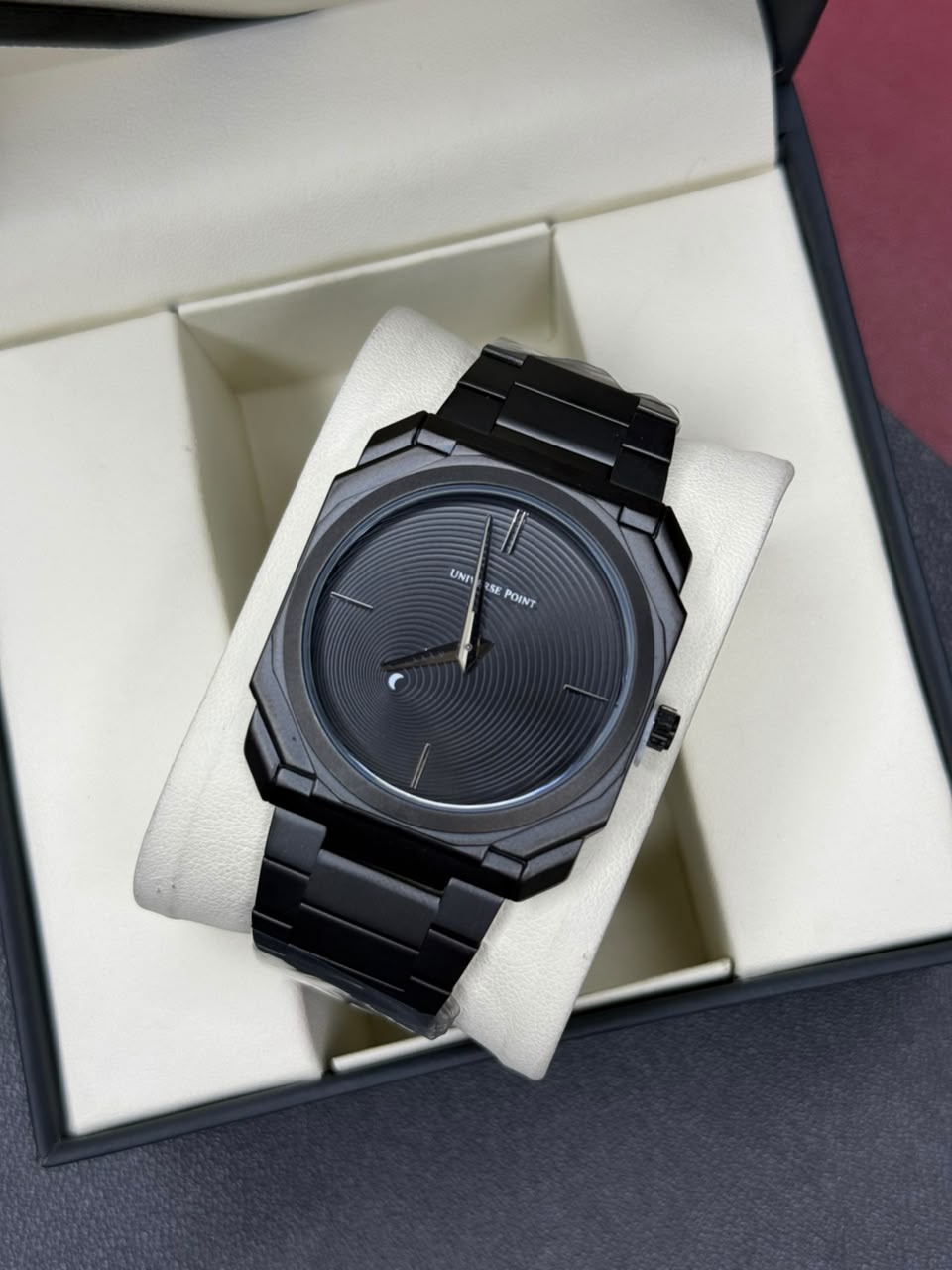 Universe Point - Slim Stainless Steel Men,s Watch