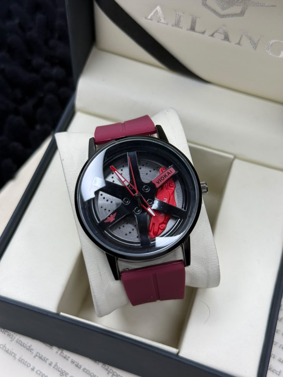 Viokai Men's spinning Dial Silicon Straps watch