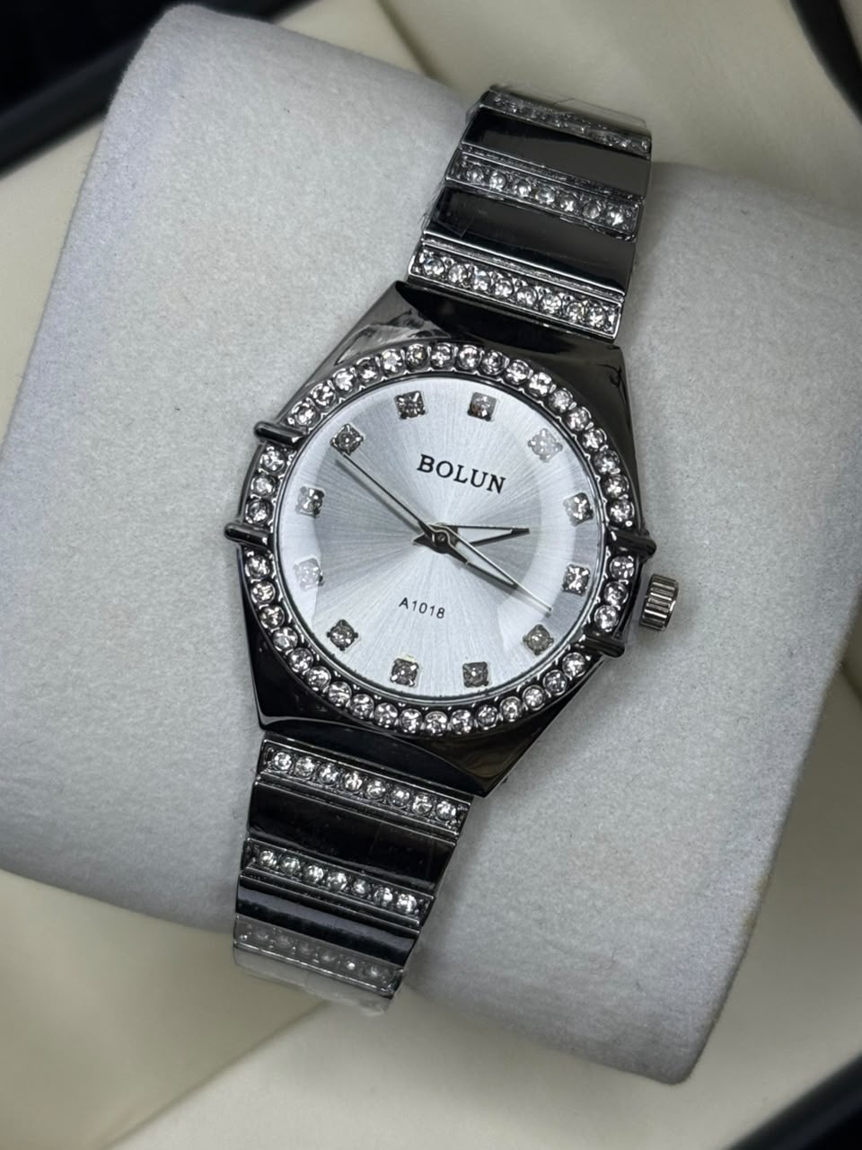 Bolun Crystal-Set Silver Watch