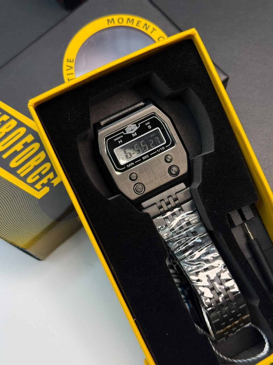 Hero Force Digital Stainless Steel Watch – Lightweight Premium Design
