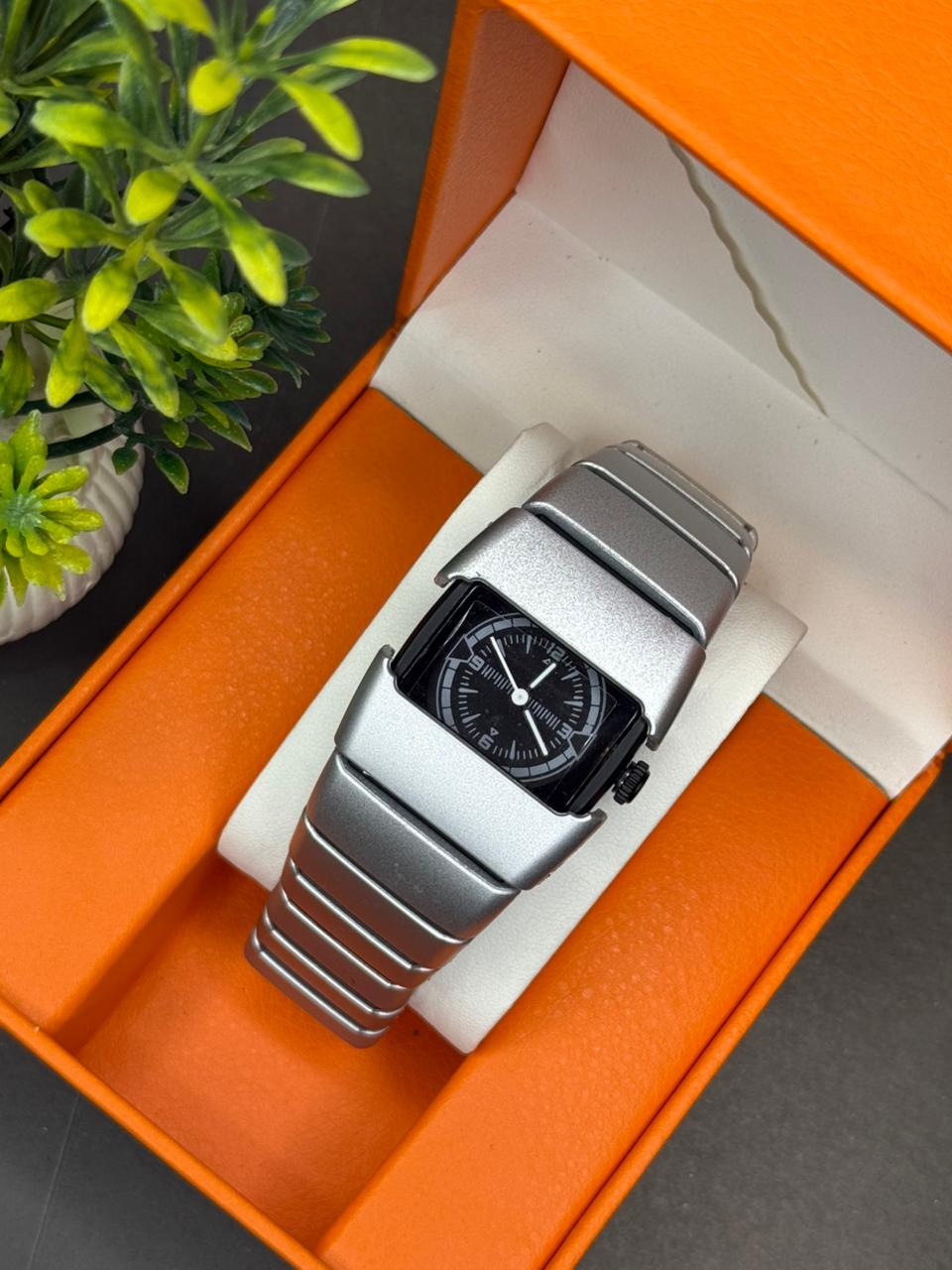 Lightweight Sports Watch with Butterfly Lock