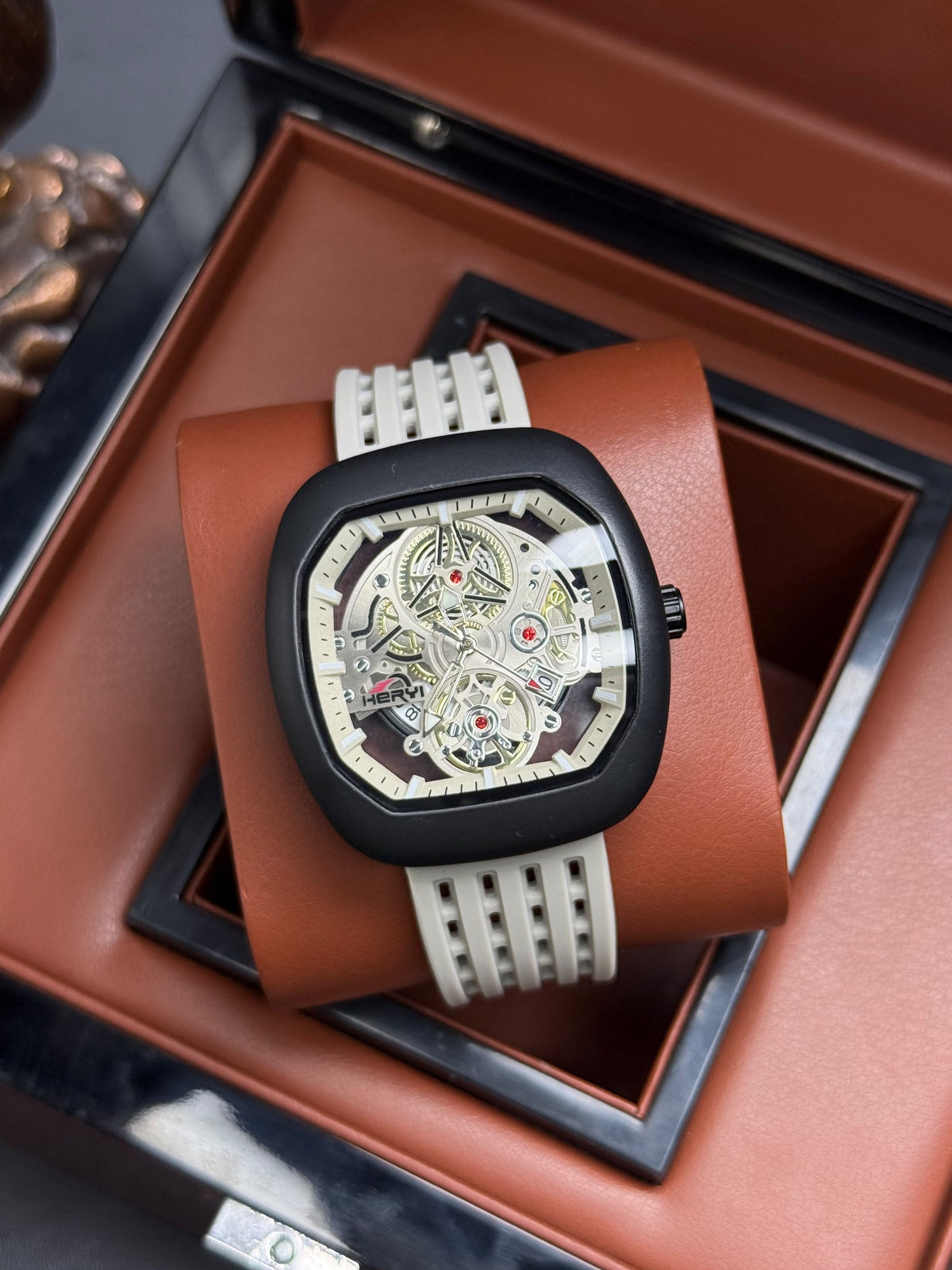 Heryi Skeleton Metal Dial Watch