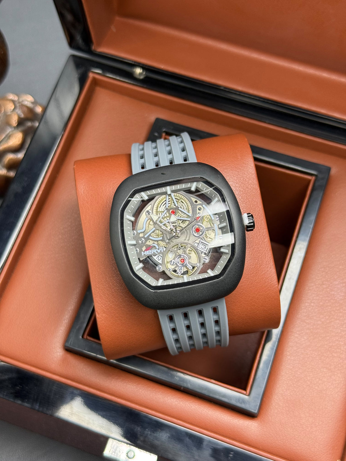 Heryi Skeleton Metal Dial Watch
